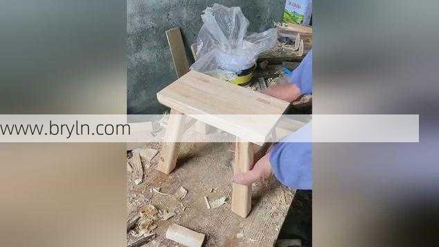 榫卯结构纯手工制作，是学木工基础，燕尾榫的相互锁合的方法应用